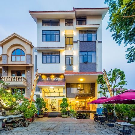 La Maison Danang Beach Hotel Екстериор снимка