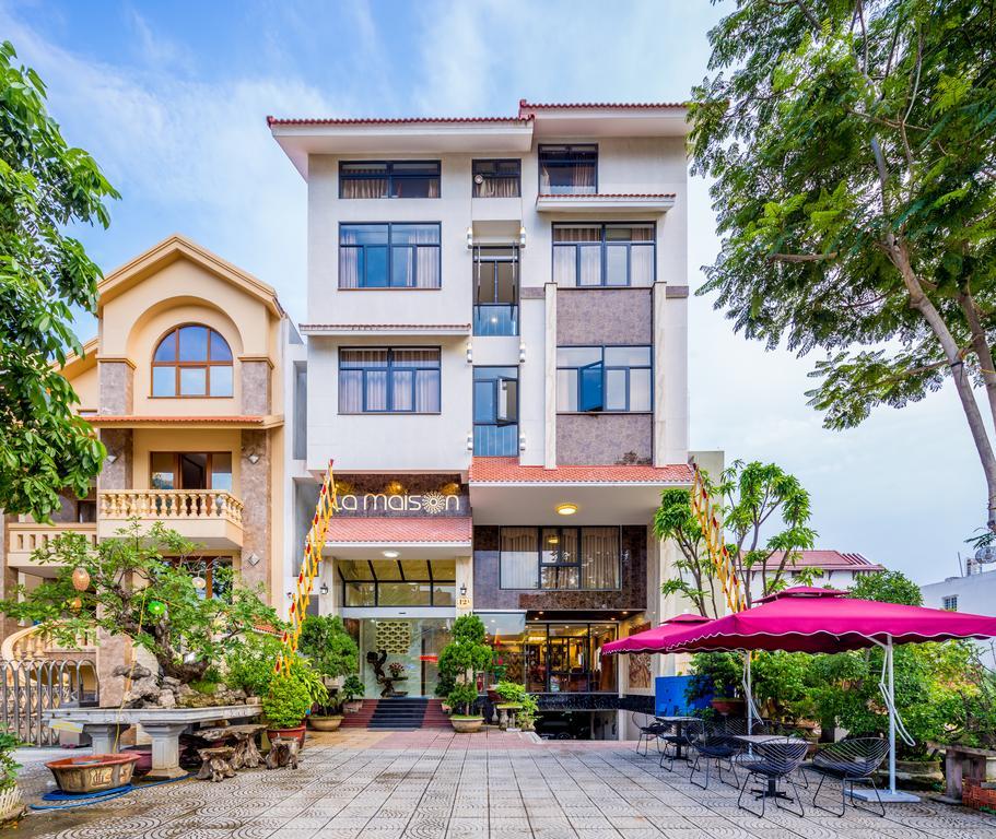 La Maison Danang Beach Hotel Екстериор снимка