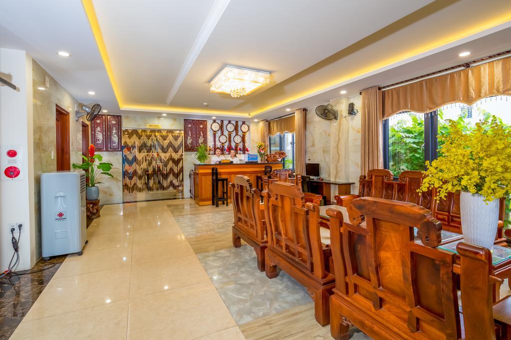 La Maison Danang Beach Hotel Екстериор снимка