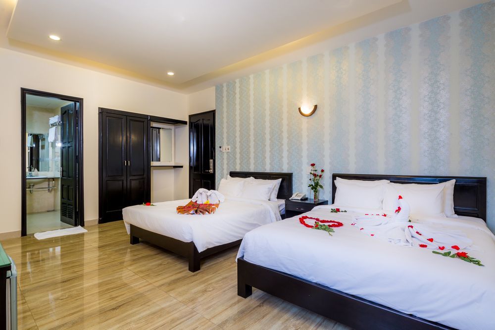 La Maison Danang Beach Hotel Екстериор снимка